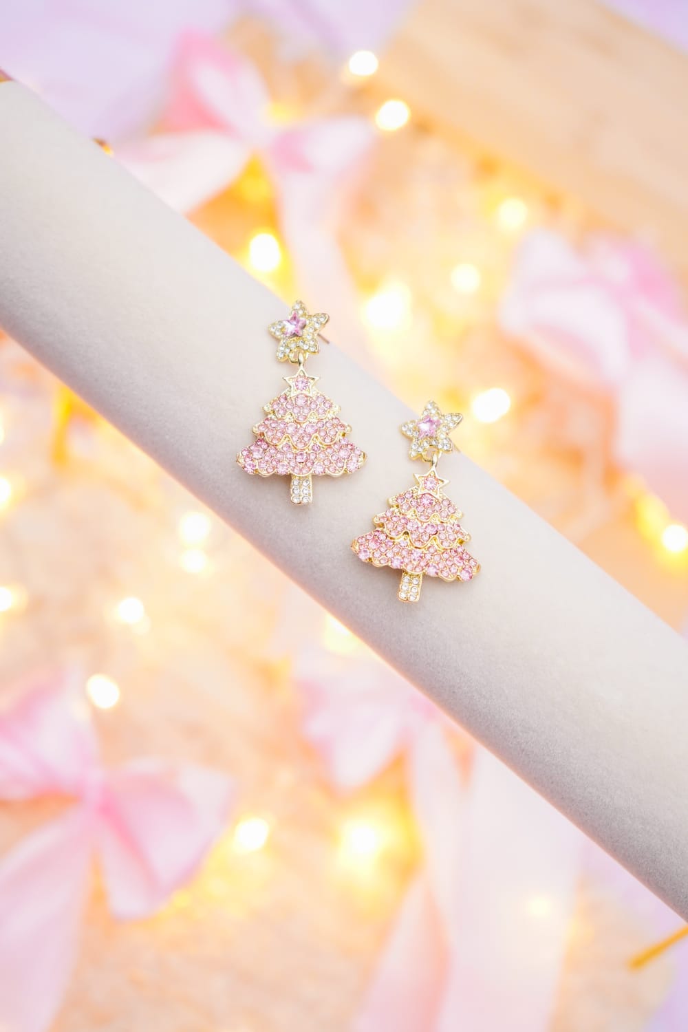 Aretes Plateados, árbol de navidad rosado - Christmas Time 2025